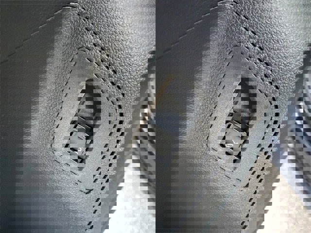 Used 2021 Volkswagen Atlas SEL R-Line image 17