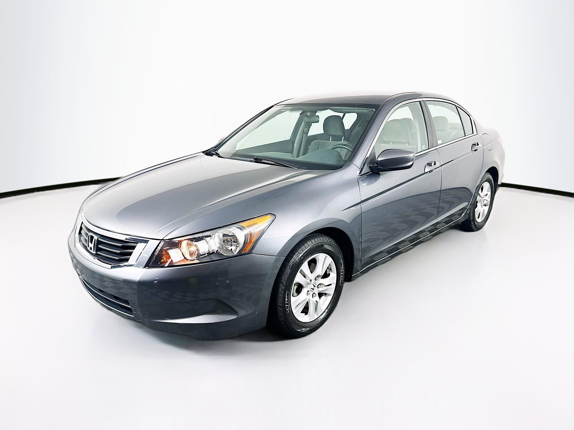 Used 2010 Honda Accord LX-P image 3