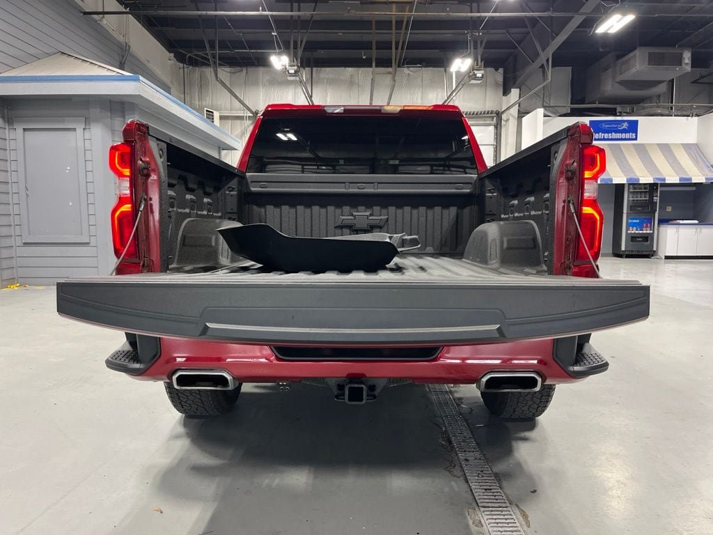 Used 2023 Chevrolet Silverado 1500 RST AWD/4WD image 37