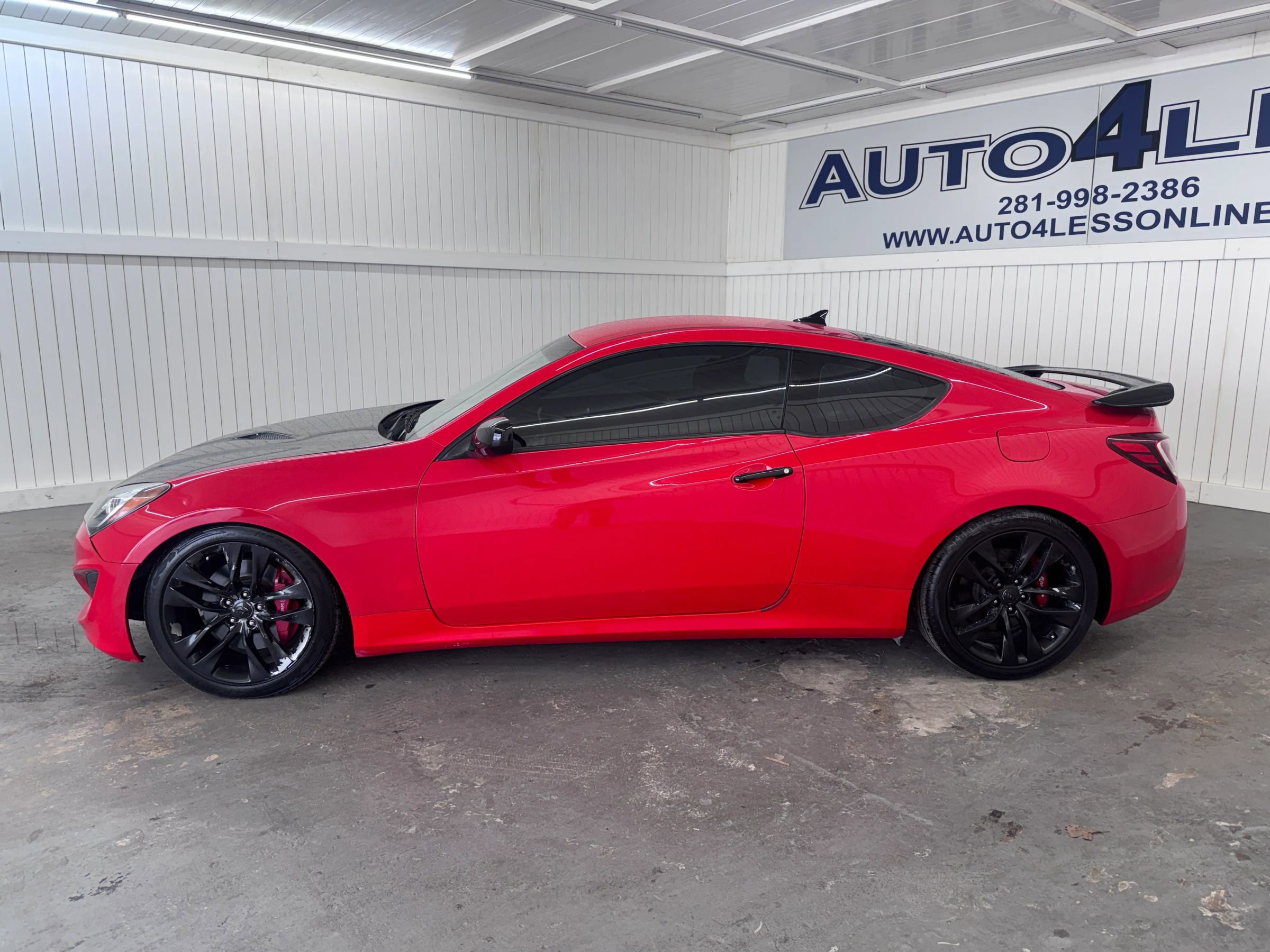Used 2013 Hyundai Genesis 2.0T image 8