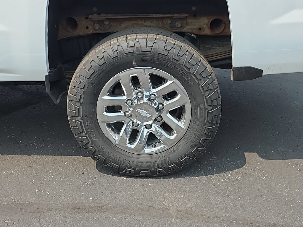 Used 2019 Chevrolet Silverado 2500 LTZ w/ Duramax Plus Package AWD/4WD image 14