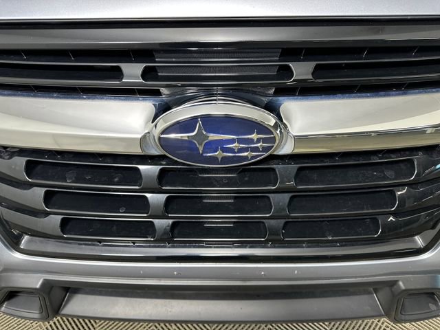 Used 2023 Subaru Ascent Premium w/ Convenience Package image 9