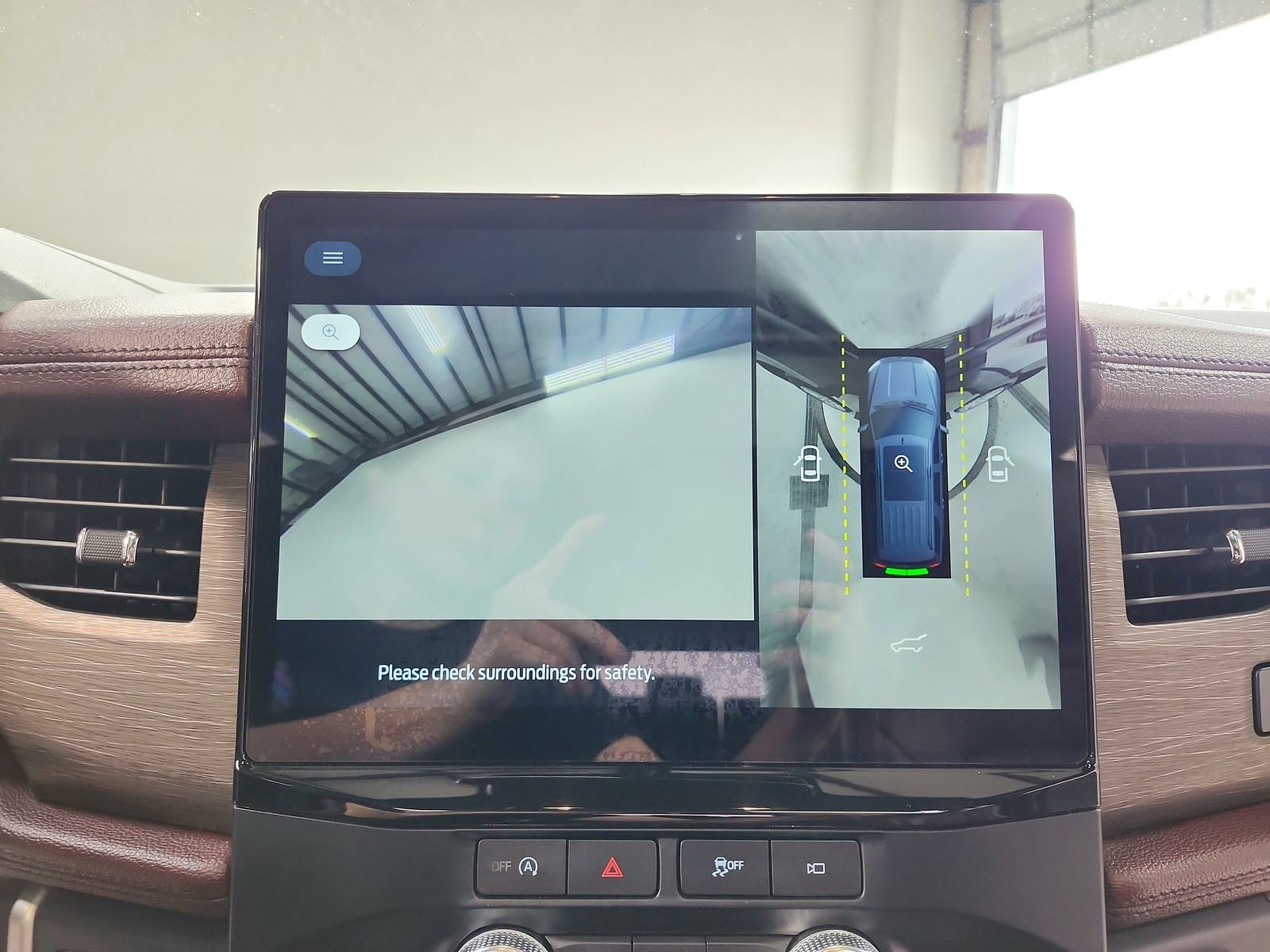 Used 2024 Ford Expedition Max Limited image 32