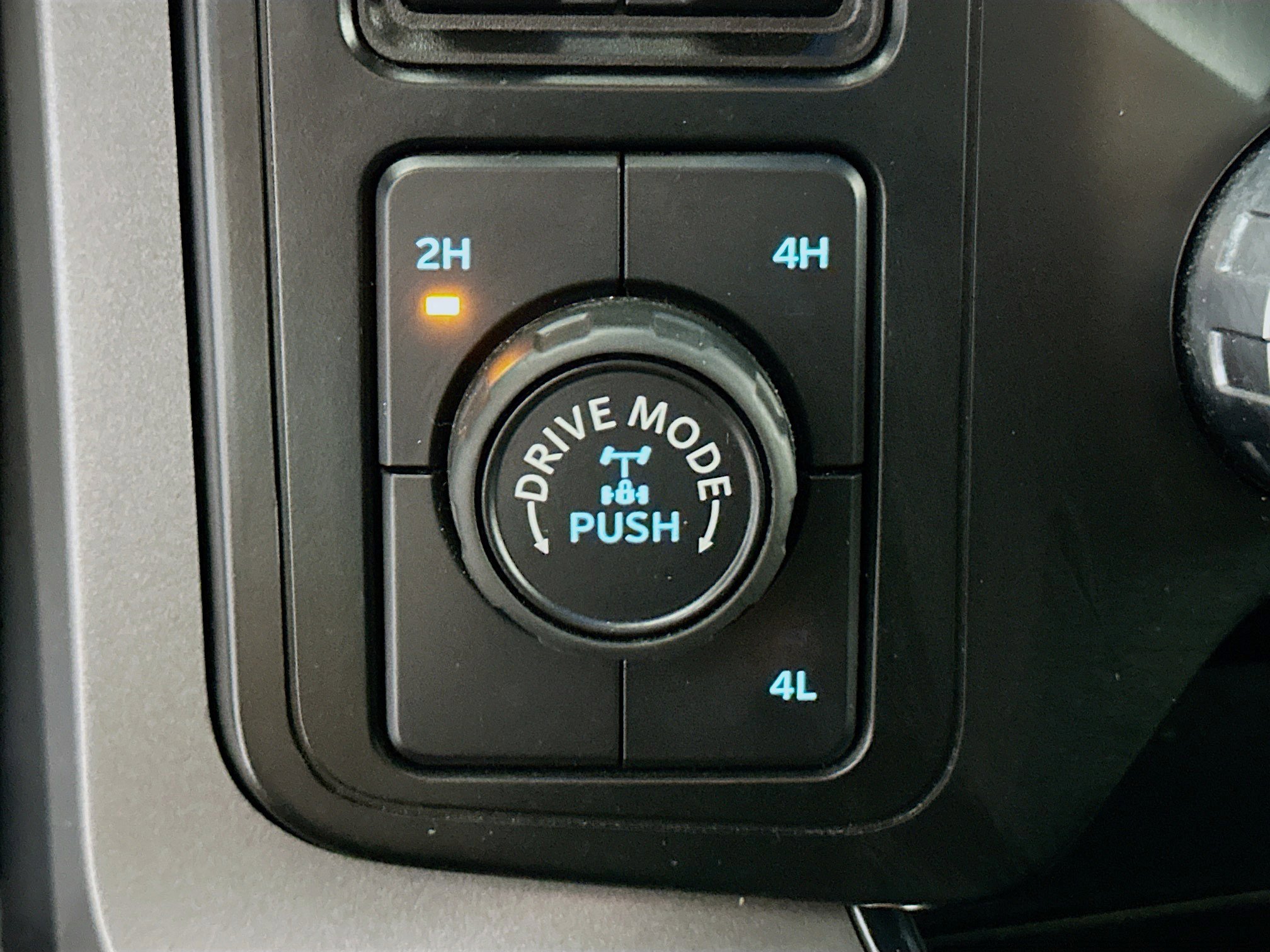 Used 2024 Ford F150 XLT w/ Equipment Group 302A MID image 26