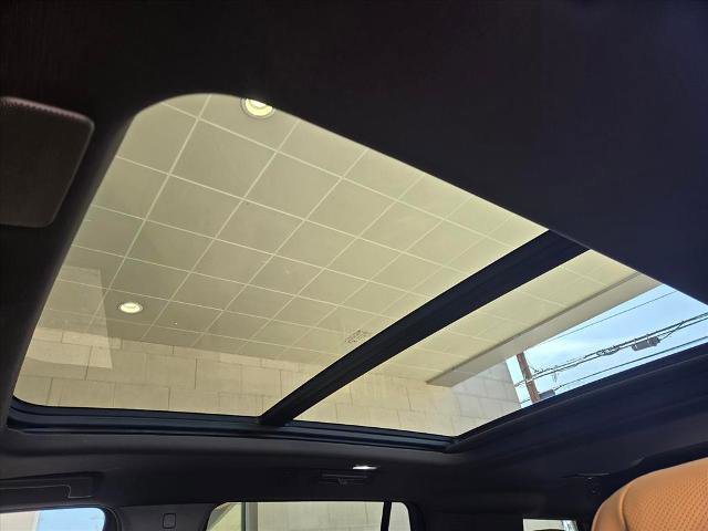 Certified 2023 Cadillac Escalade Premium Luxury image 18