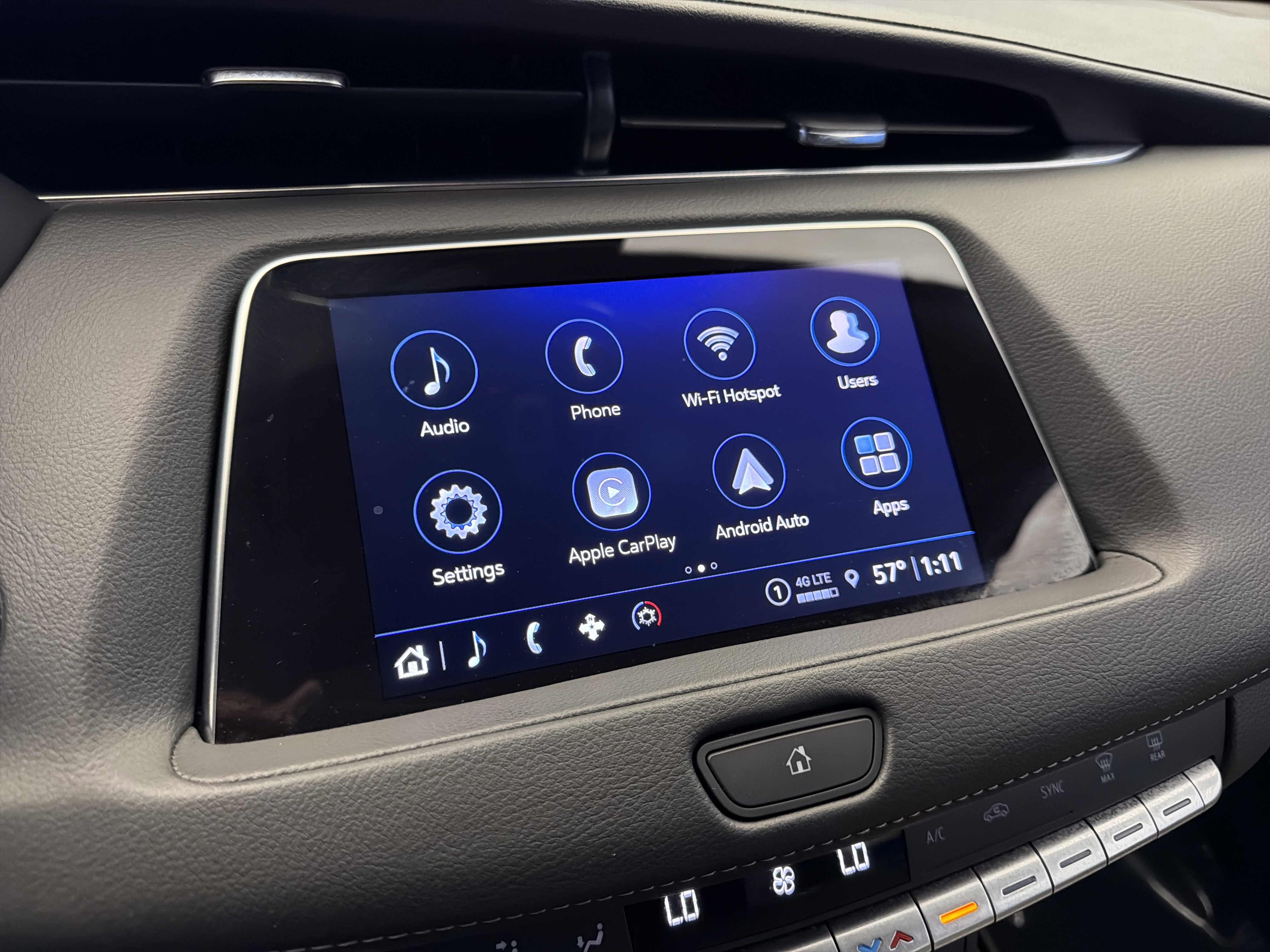 Used 2023 Cadillac XT4 Premium Luxury w/ Cold Weather Package AWD/4WD image 19