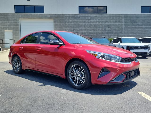 Certified 2024 Kia Forte GT-Line FWD image 3
