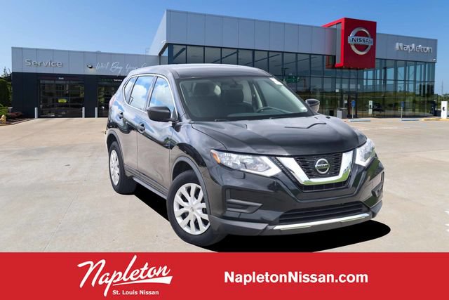 Used 2018 Nissan Rogue S FWD image 1