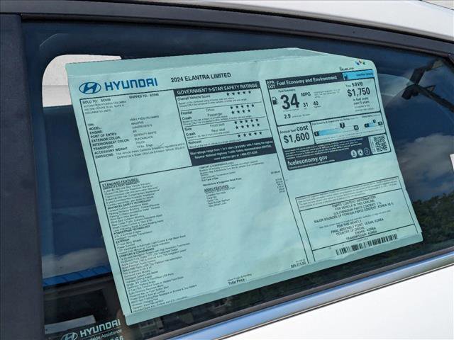 Used 2024 Hyundai Elantra Limited image 26