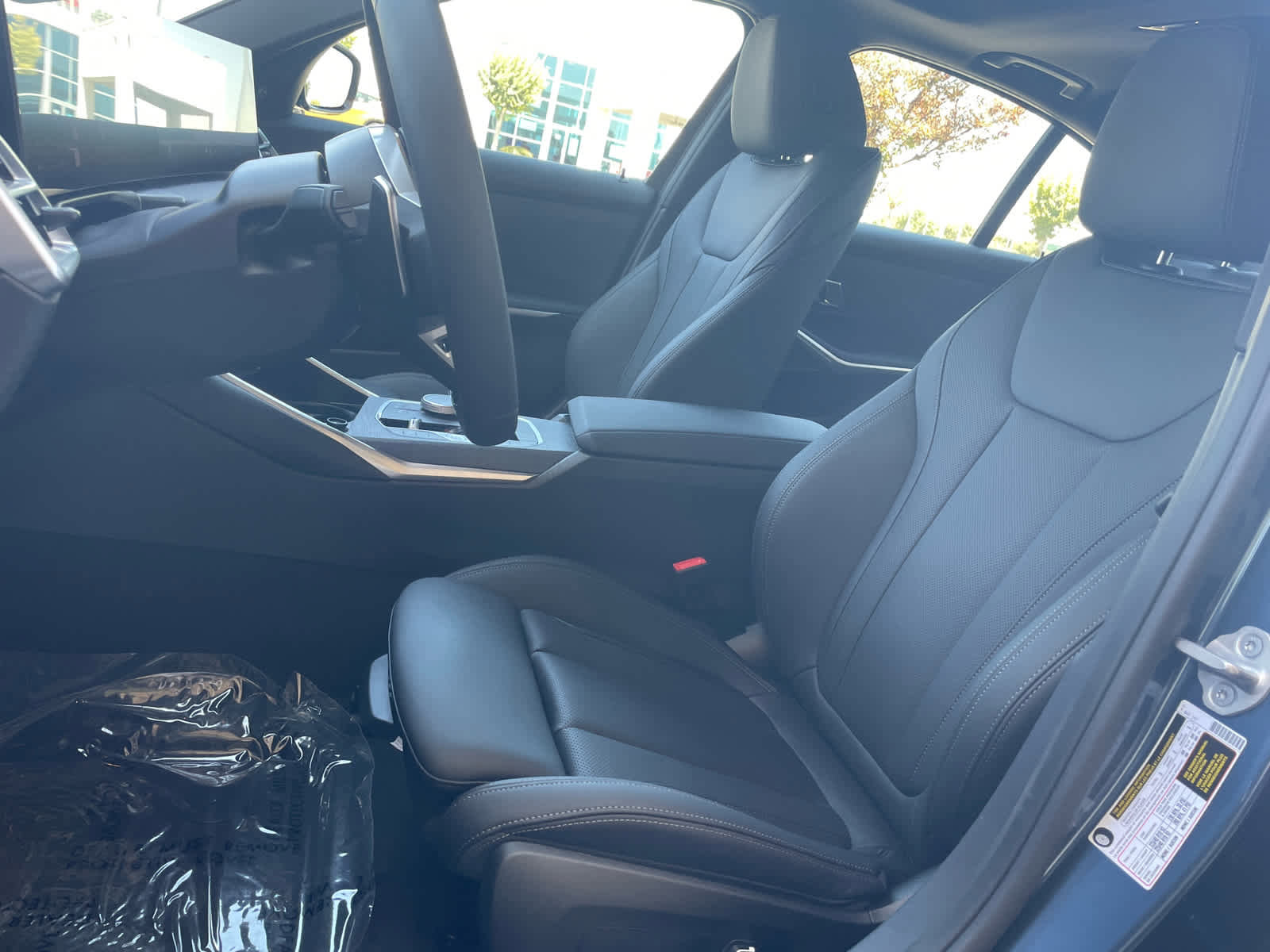 New 2025 BMW 330i Sedan w/ M Sport Package image 7