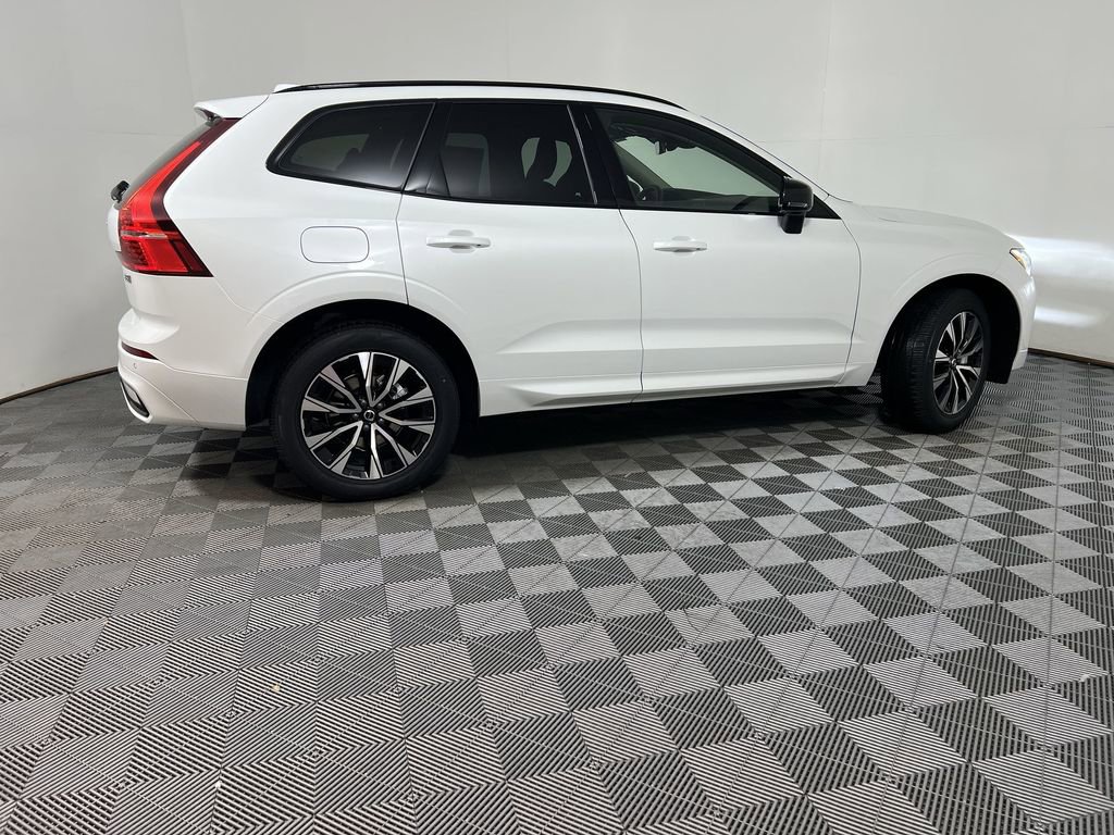 Certified 2025 Volvo XC60 B5 Core w/ Climate Package image 11