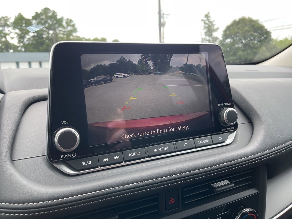 New 2026 Nissan Rogue S image 9