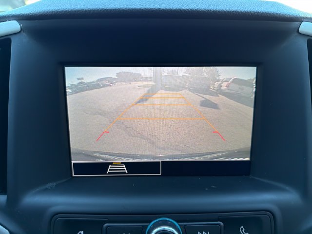 Used 2022 GMC Terrain SLE w/ Driver Convenience Package FWD image 13