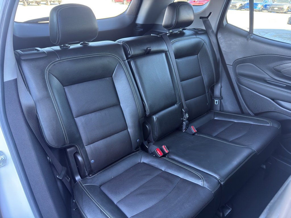 Certified 2022 GMC Terrain SLT w/ Tech Package AWD/4WD image 44