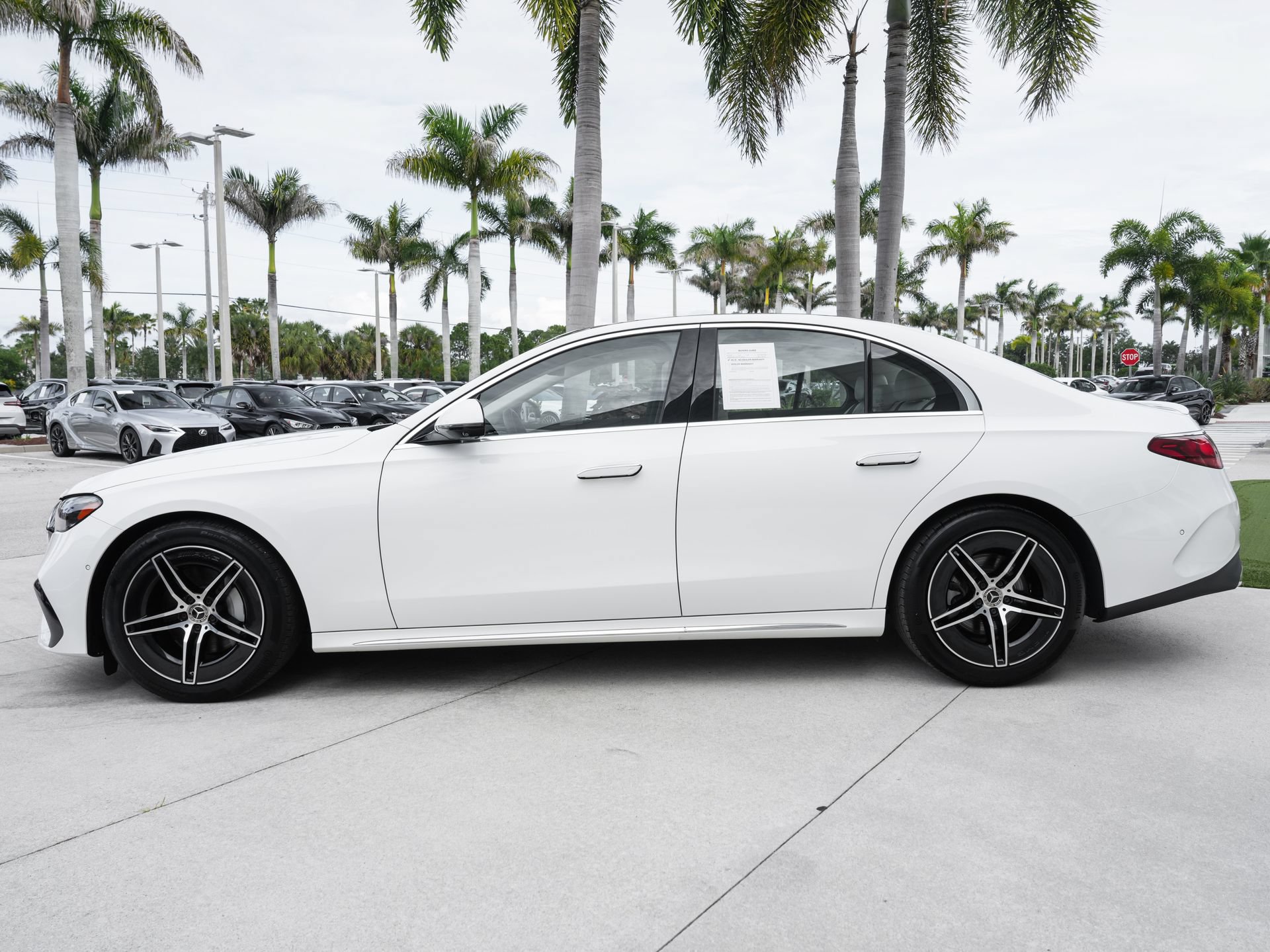 Used 2024 Mercedes-Benz E 350 4MATIC Sedan image 23