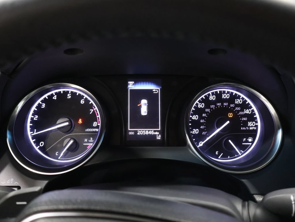 Used 2018 Toyota Camry SE FWD image 37