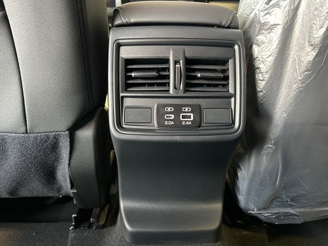 Used 2026 Subaru Outback Premium AWD/4WD image 23
