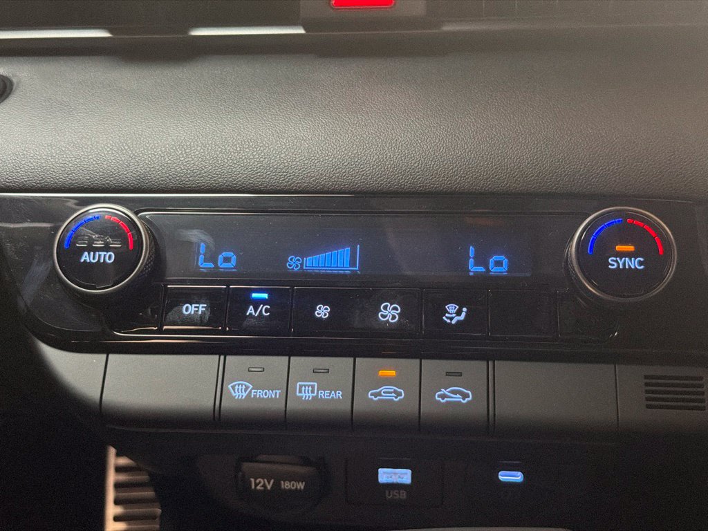 Certified 2026 Hyundai Elantra Sport FWD image 19