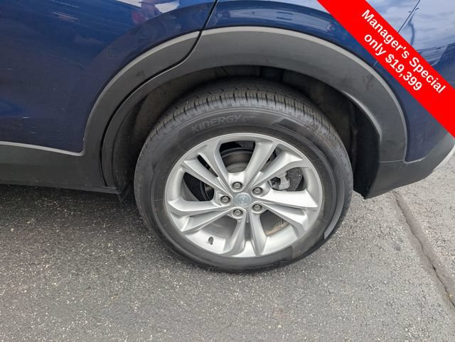 Used 2023 Buick Encore GX Preferred w/ Cold Weather Comfort Package FWD image 22