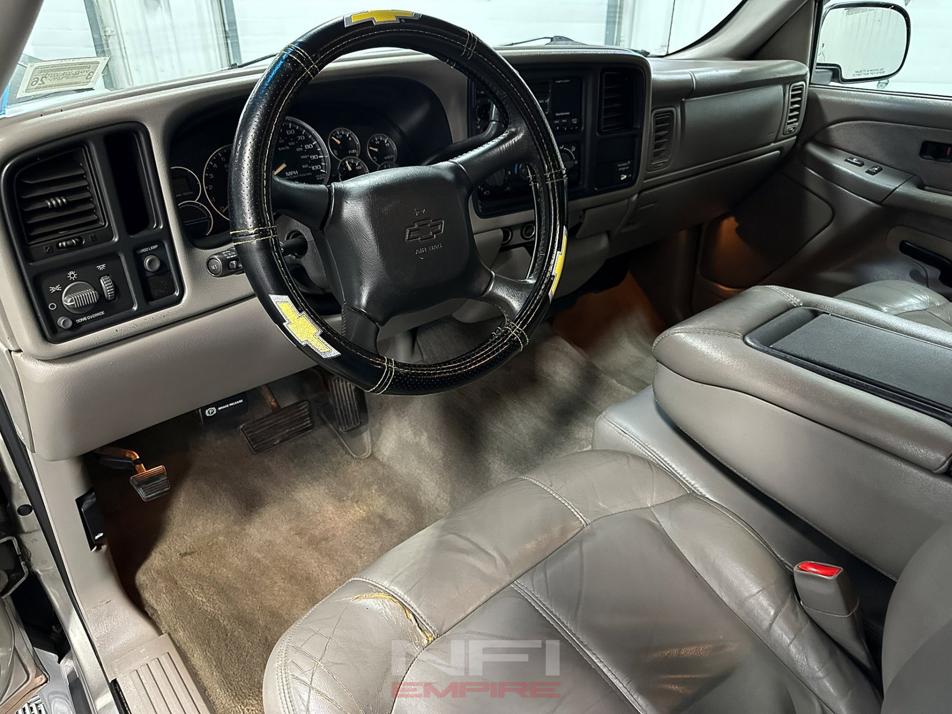 Used 2000 Chevrolet Silverado 1500 LS image 23