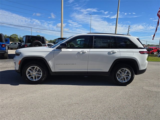 New 2025 Jeep Grand Cherokee Laredo X w/ Luxury Tech Group I image 3