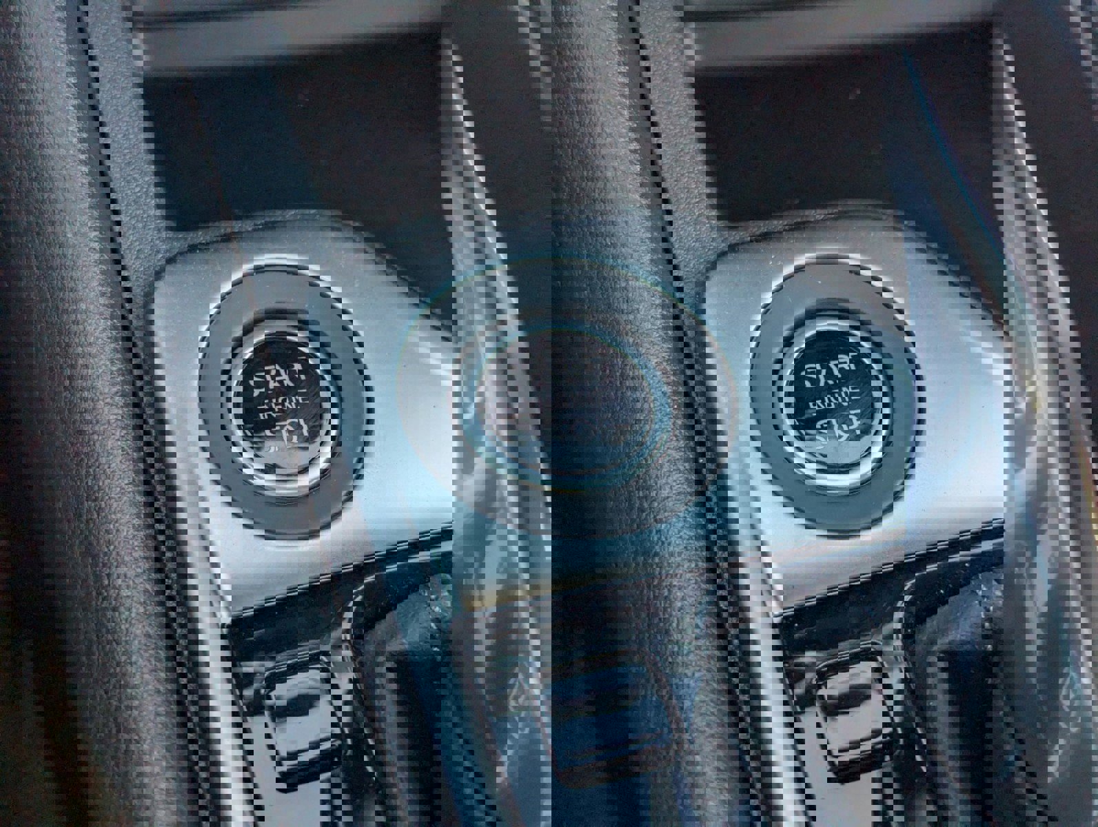 New 2025 Nissan Sentra SV image 18