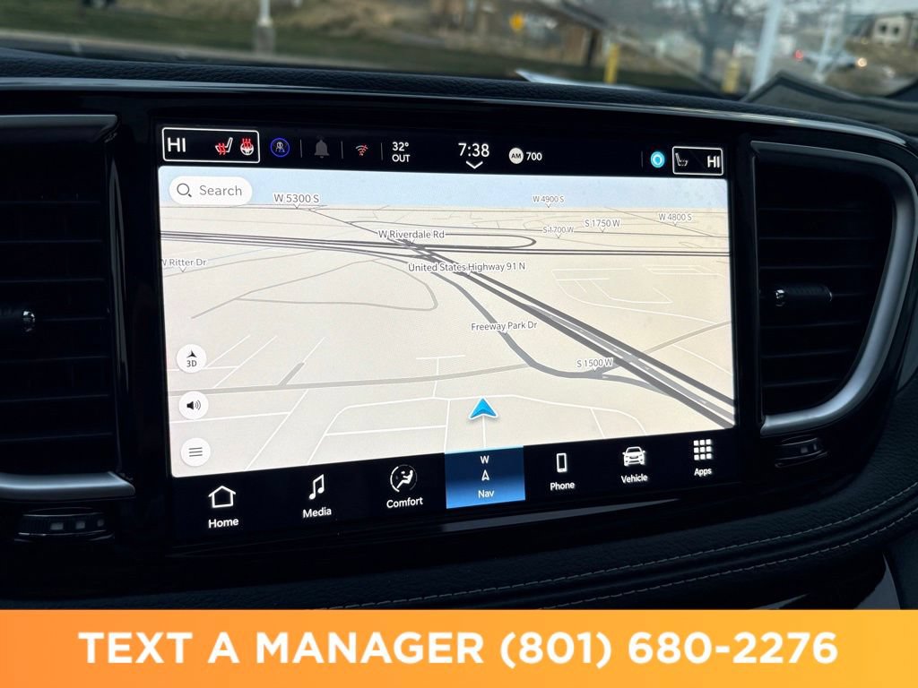 New 2026 Chrysler Pacifica Limited w/ S Appearance Package FWD image 28