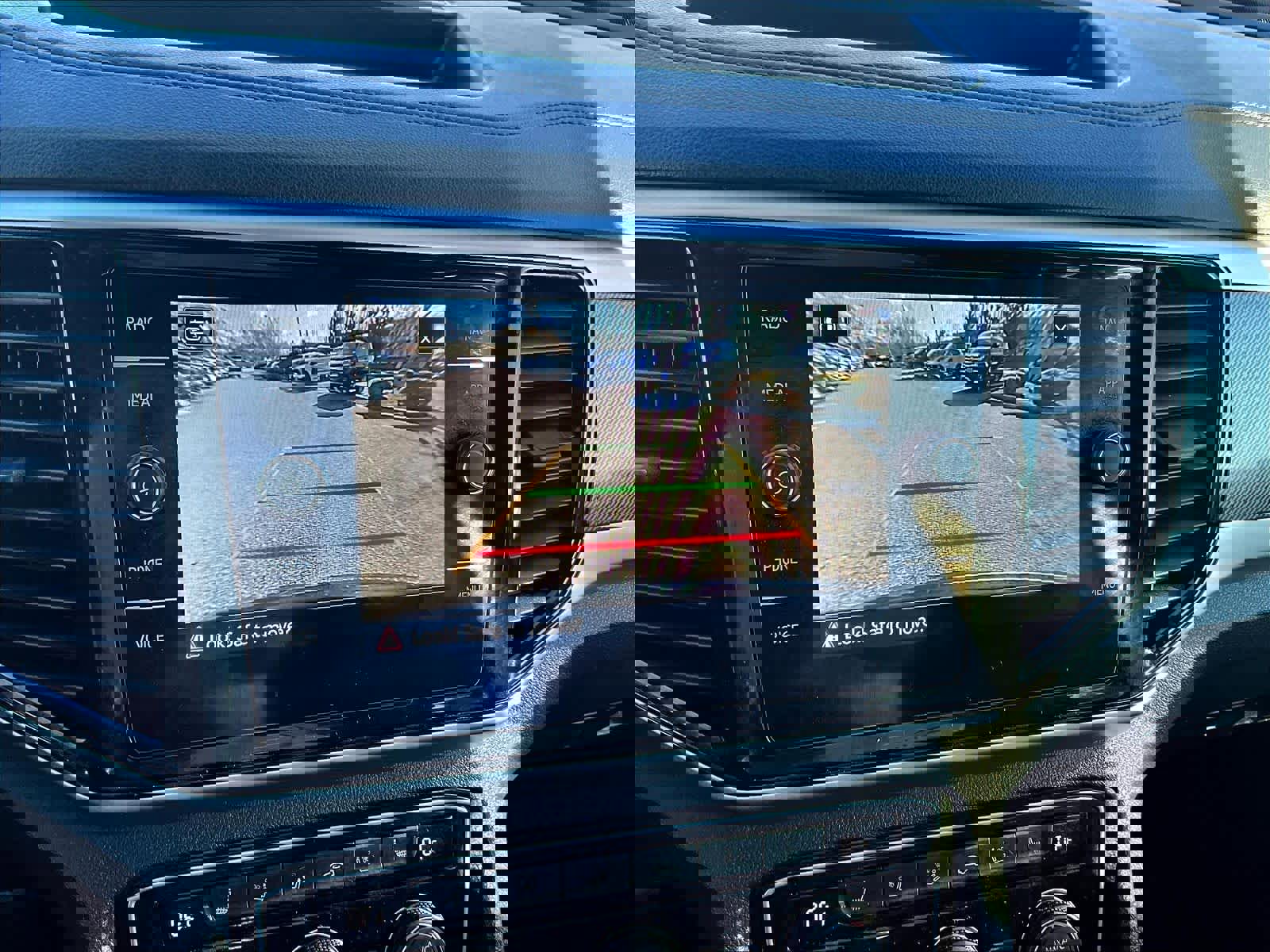 Used 2021 Volkswagen Atlas Cross Sport SEL Premium image 19