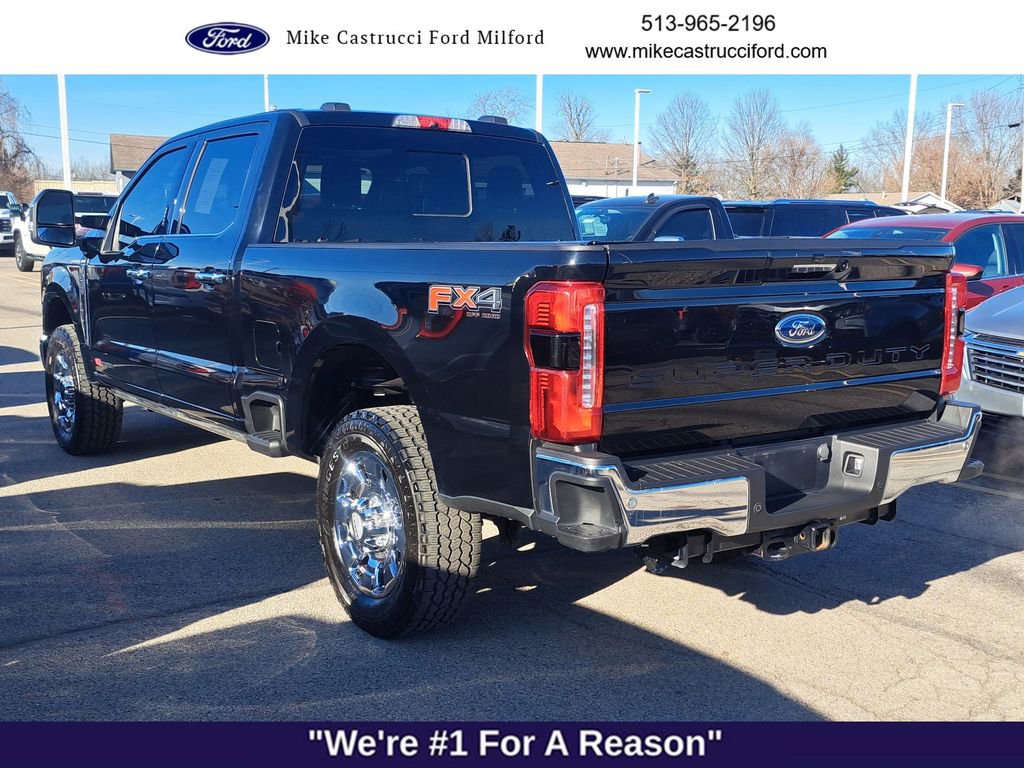 Used 2023 Ford F350 Lariat w/ Lariat Ultimate Package image 3