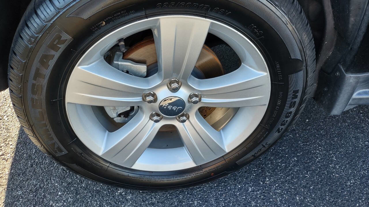 Used 2016 Jeep Compass Sport w/ Power Value Group image 33