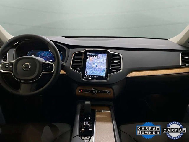 Used 2025 Volvo XC90 B6 Plus image 12