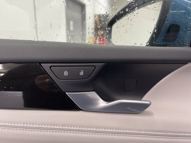 New 2026 Volkswagen Tiguan SEL R-Line AWD/4WD image 27