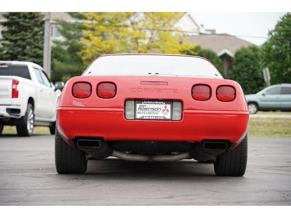 Used 1992 Chevrolet Corvette Coupe image 4