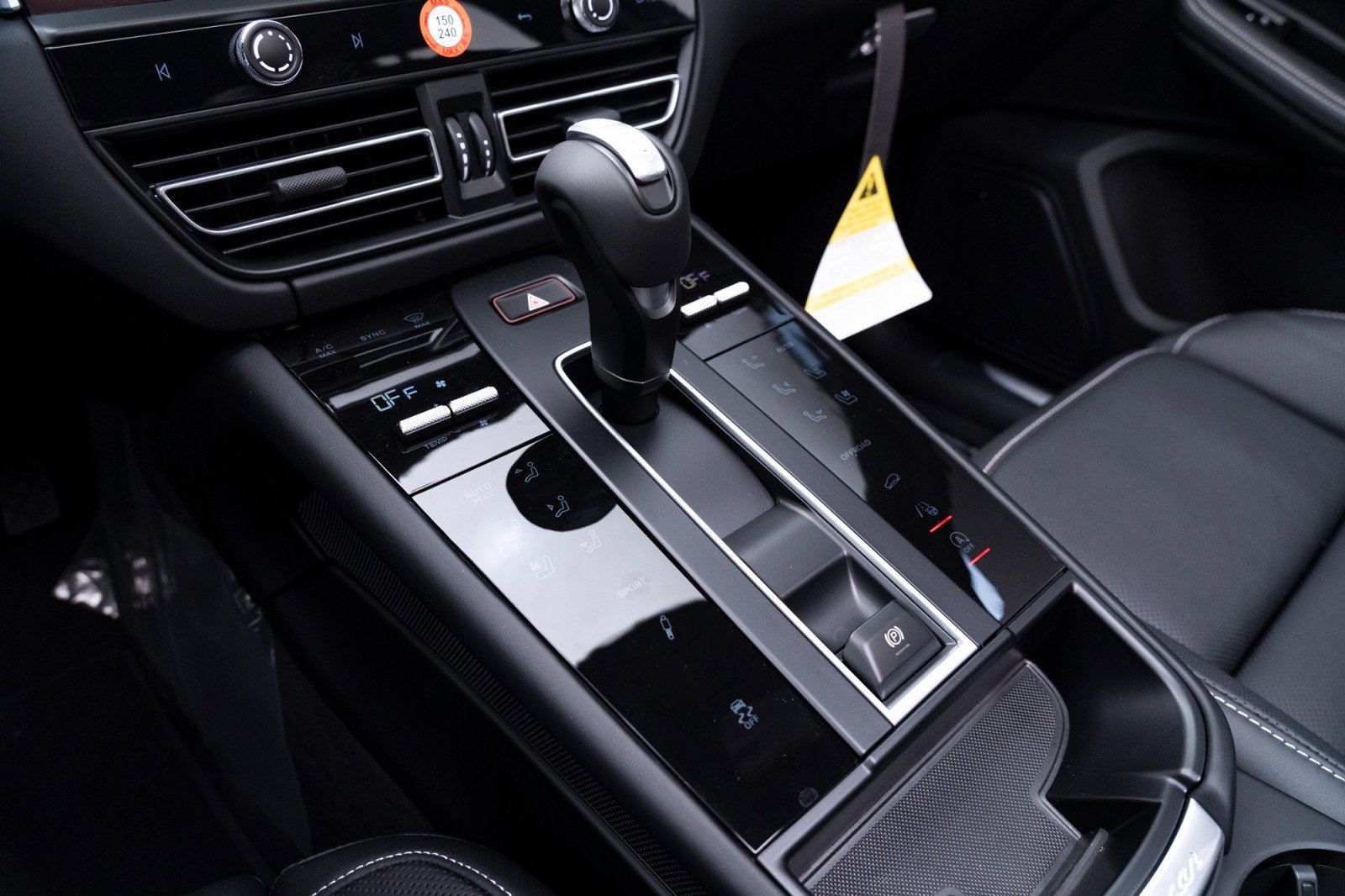 New 2025 Porsche Macan S image 26