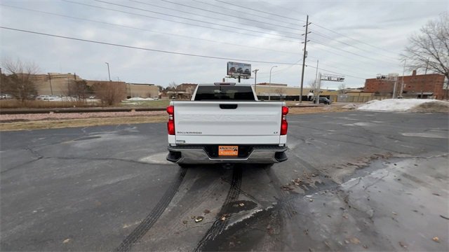 Used 2024 Chevrolet Silverado 1500 LT image 7