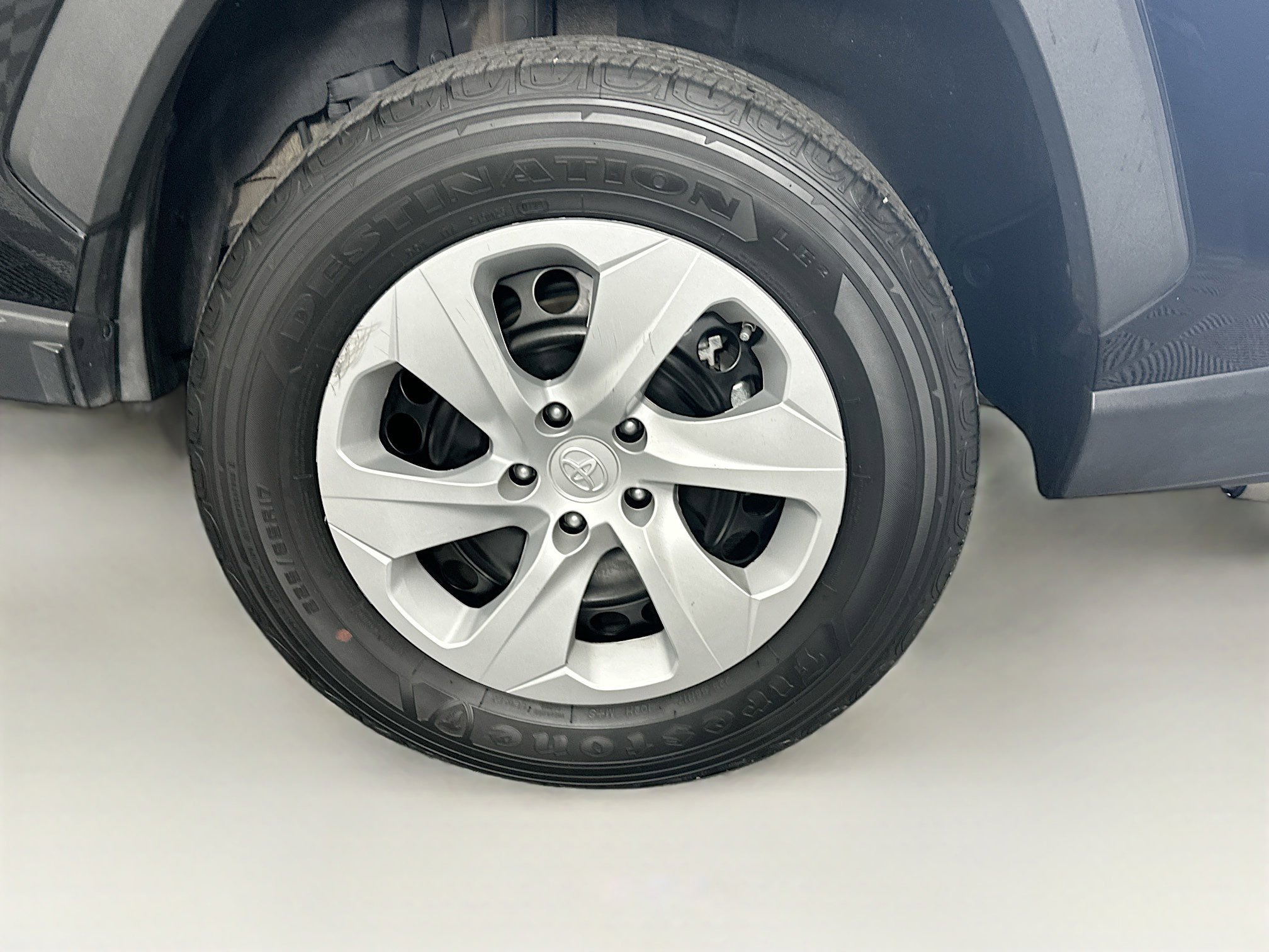 Used 2024 Toyota RAV4 LE image 11