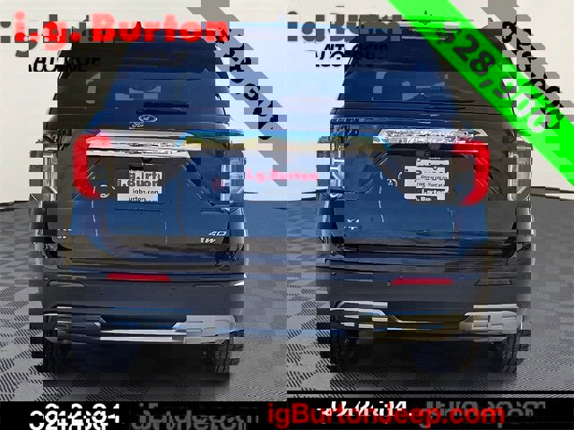 Used 2023 Ford Explorer XLT w/ Equipment Group 202A image 5