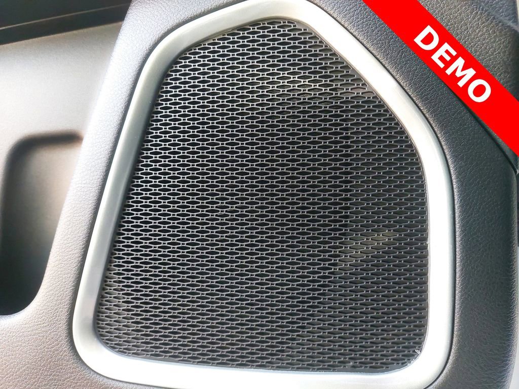 New 2025 Jeep Compass Sport image 30