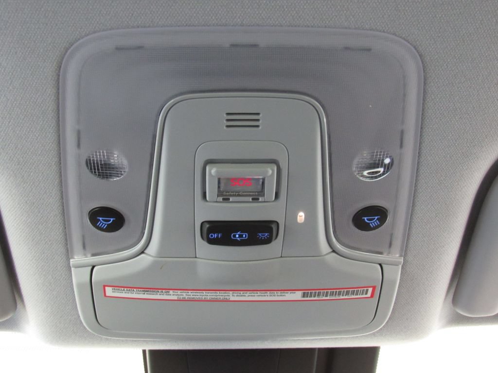 Certified 2019 Toyota Prius Prime Advanced w/ Carpet Mat Package FWD image 27
