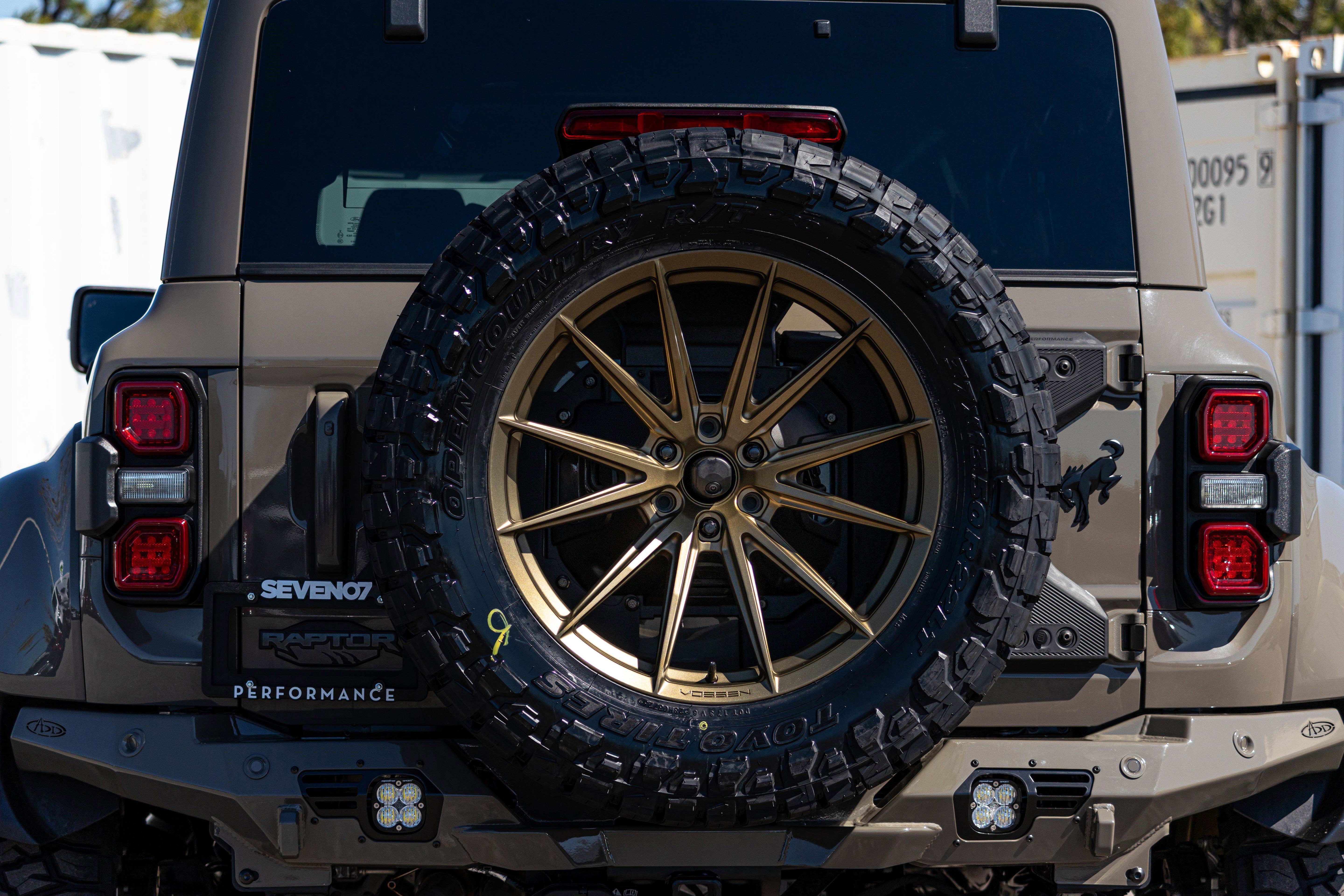 New 2025 Ford Bronco Raptor image 38