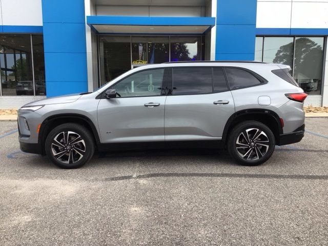 Used 2026 Buick Enclave Sport Touring AWD/4WD image 2
