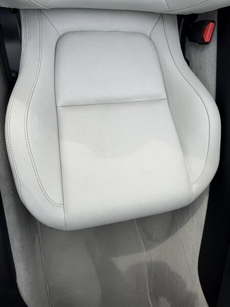 Used 2014 Jaguar F-TYPE Convertible image 54