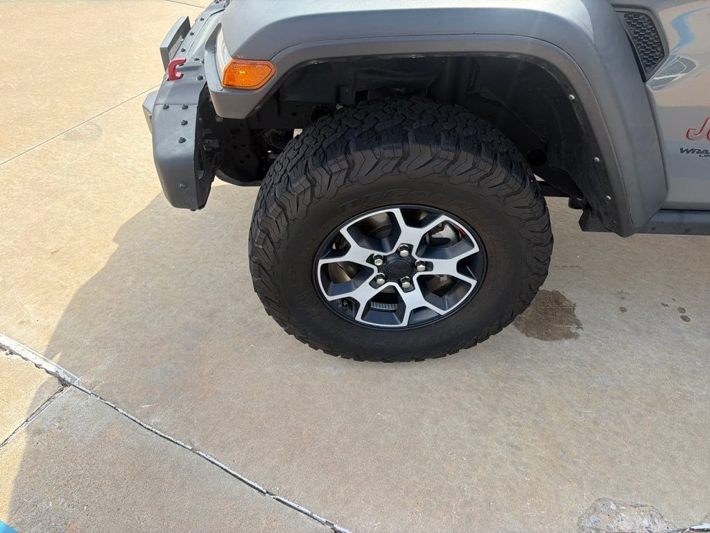 Used 2022 Jeep Wrangler Unlimited Rubicon w/ Steel Bumper Group AWD/4WD image 14