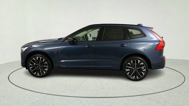 New 2026 Volvo XC60 B5 Ultra w/ Climate Package AWD/4WD image 4
