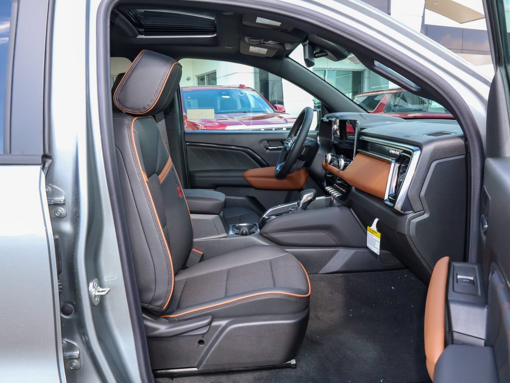New 2026 GMC Canyon AT4 w/ Technology Plus Package AWD/4WD image 30