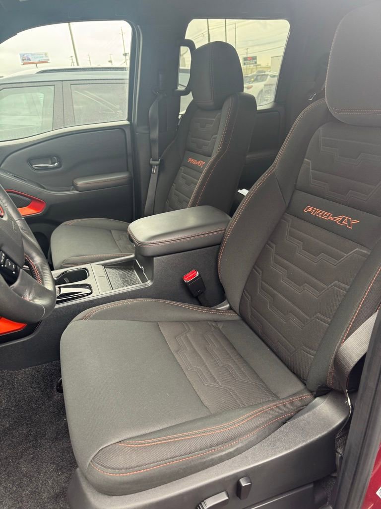 Used 2023 Nissan Frontier PRO-4X w/ Pro Convenience Package image 8