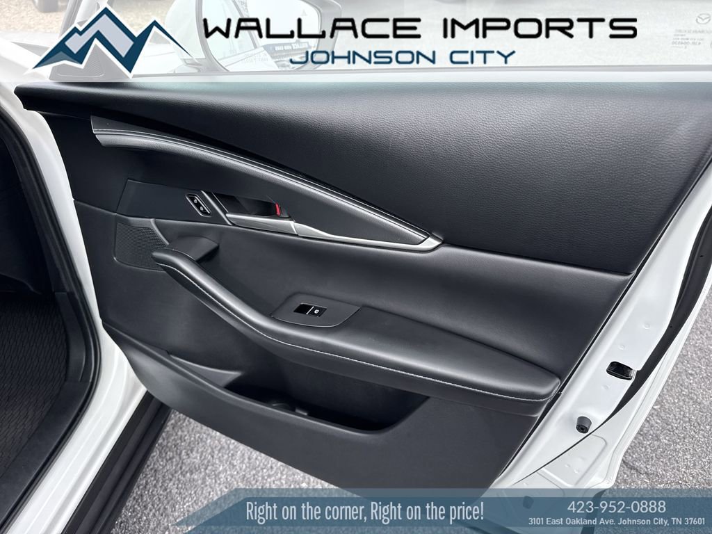 Used 2022 MAZDA CX-30 AWD 2.5 S w/ Select Package image 34