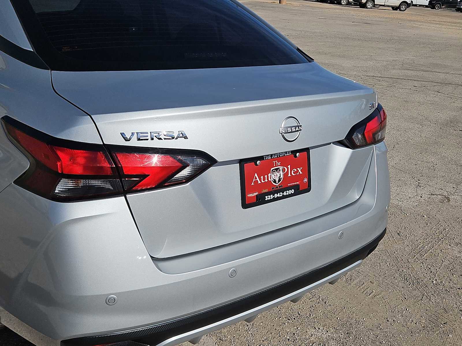 Used 2024 Nissan Versa SV w/ Trunk Package image 23