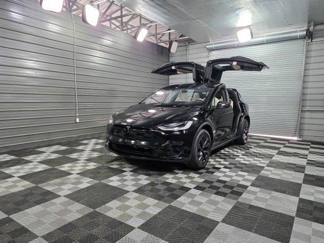 Used 2023 Tesla Model X Plaid image 42
