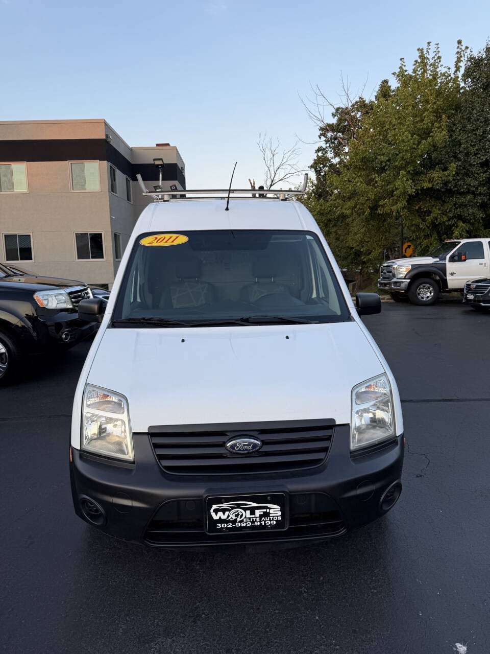 Used 2011 Ford Transit Connect XL FWD image 3